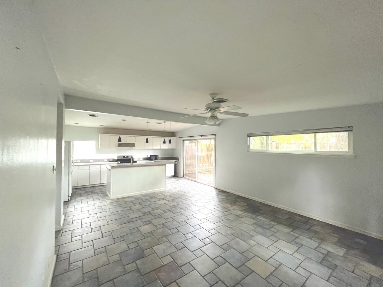 2410 S 5th St #NA - Photo 3 of 24