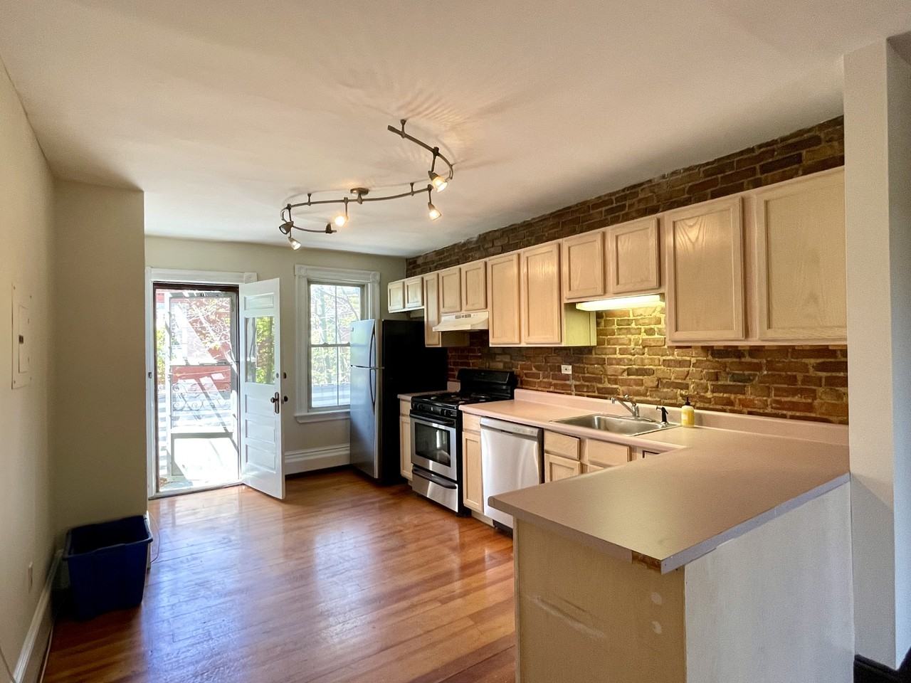 6 Mead St #2A - Photo 6 of 13