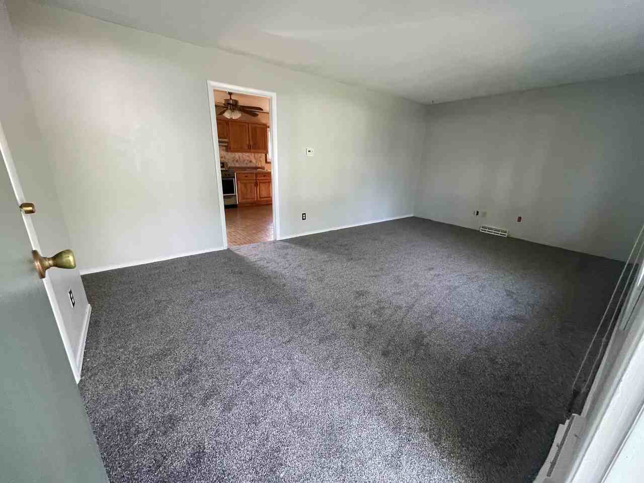 809 Reinthaler Rd #NA - Photo 2 of 10