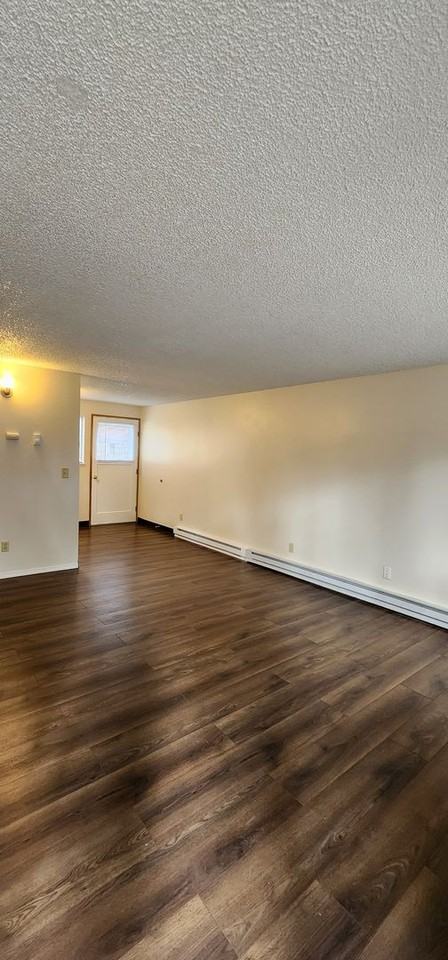474-Elm Road - Photo 5 of 29