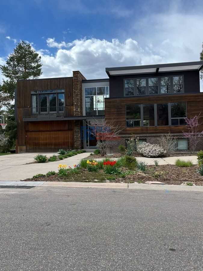 5585 S Berry Ln - Photo 2 of 36