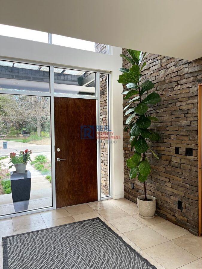 5585 S Berry Ln - Photo 3 of 36