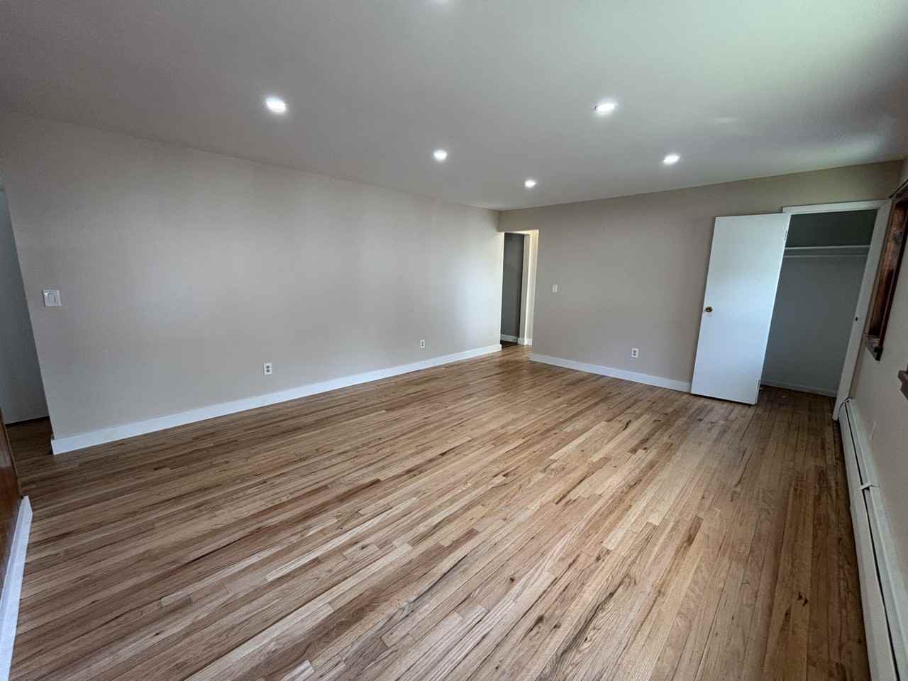 123 Platt St #2 - Photo 3 of 16