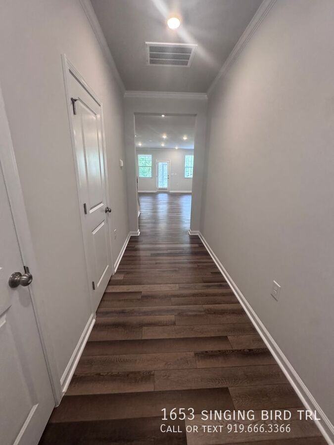 1653 Singing Bird Trl - Photo 2 of 50