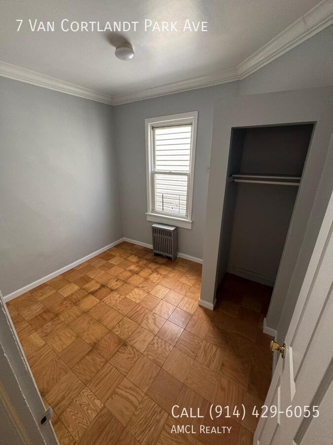 7 Van Cortlandt Park Avenue - Photo 7 of 34