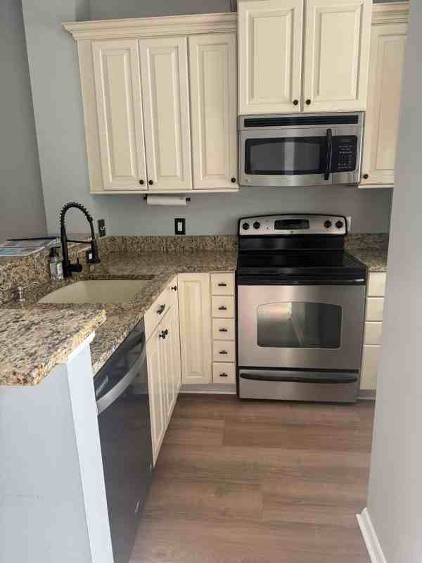 2658 Dilworth Heights Ln - Photo 2 of 14