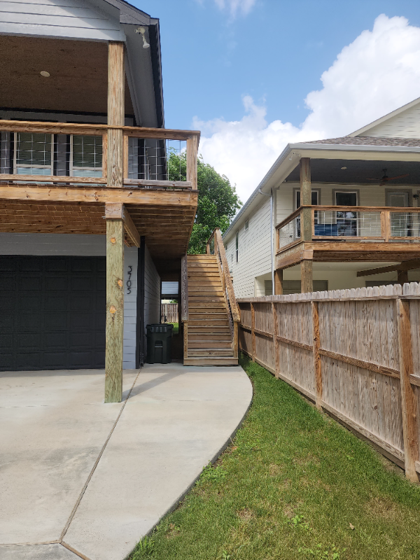 3705 Oakview St - Photo 3 of 15