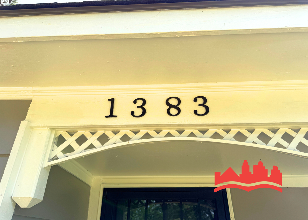 1383 Mary Jane Ave - Photo 2 of 14