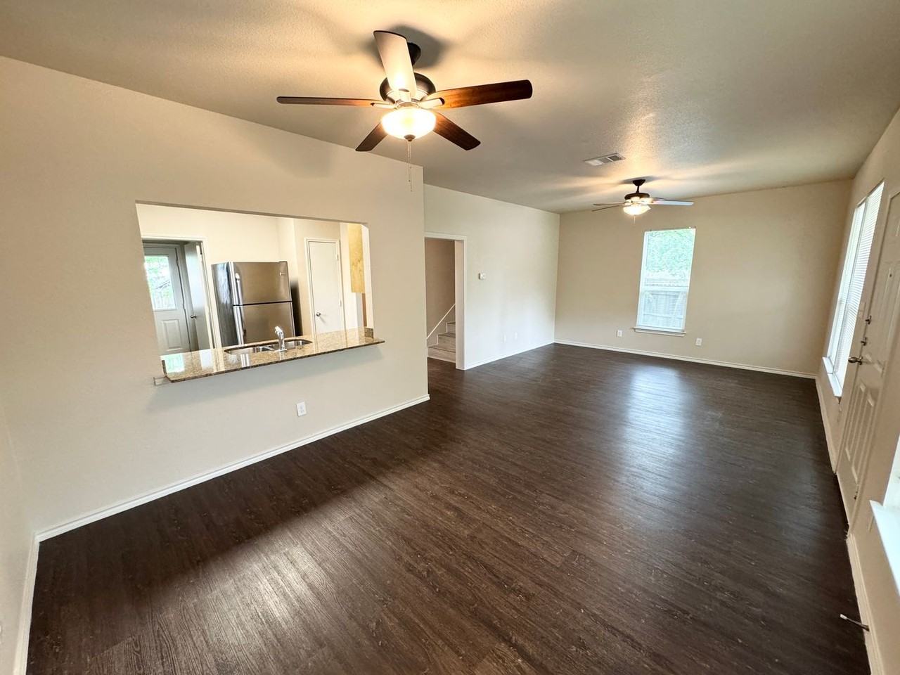 309 Hettie St - Photo 2 of 35