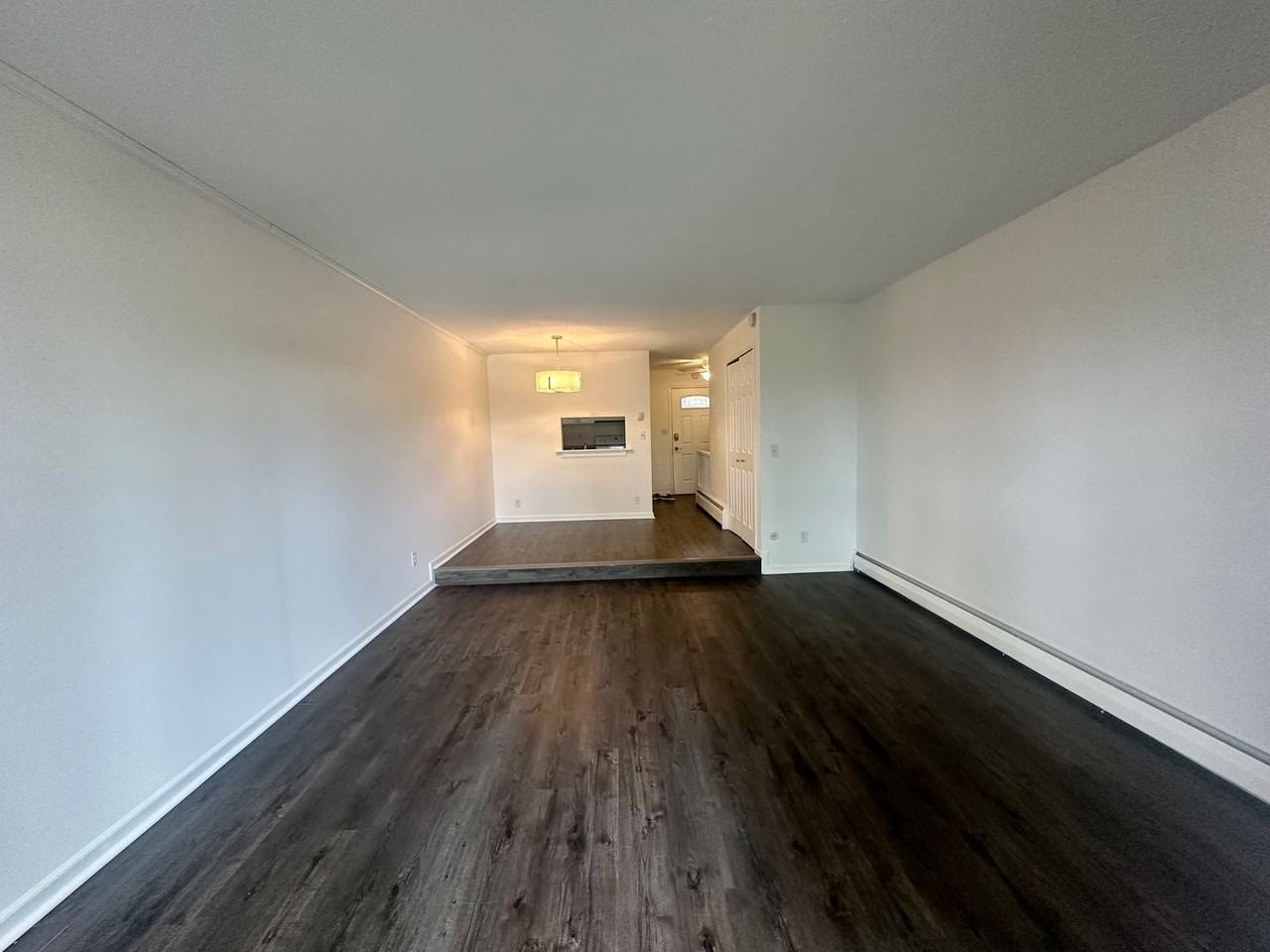 380 Ramsey St - Photo 7 of 23