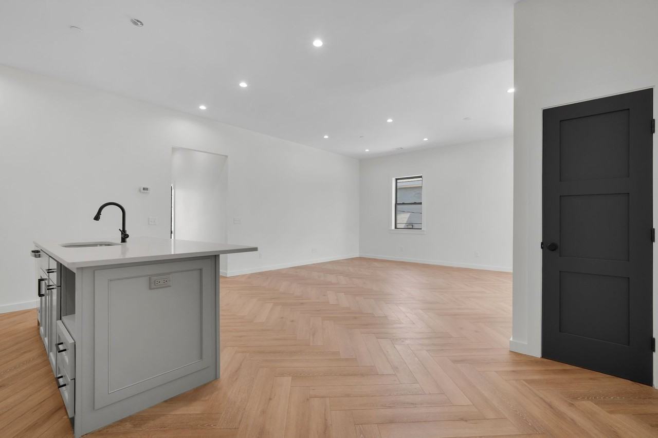 Welcome to The 912 Savannah - Photo 4 of 50