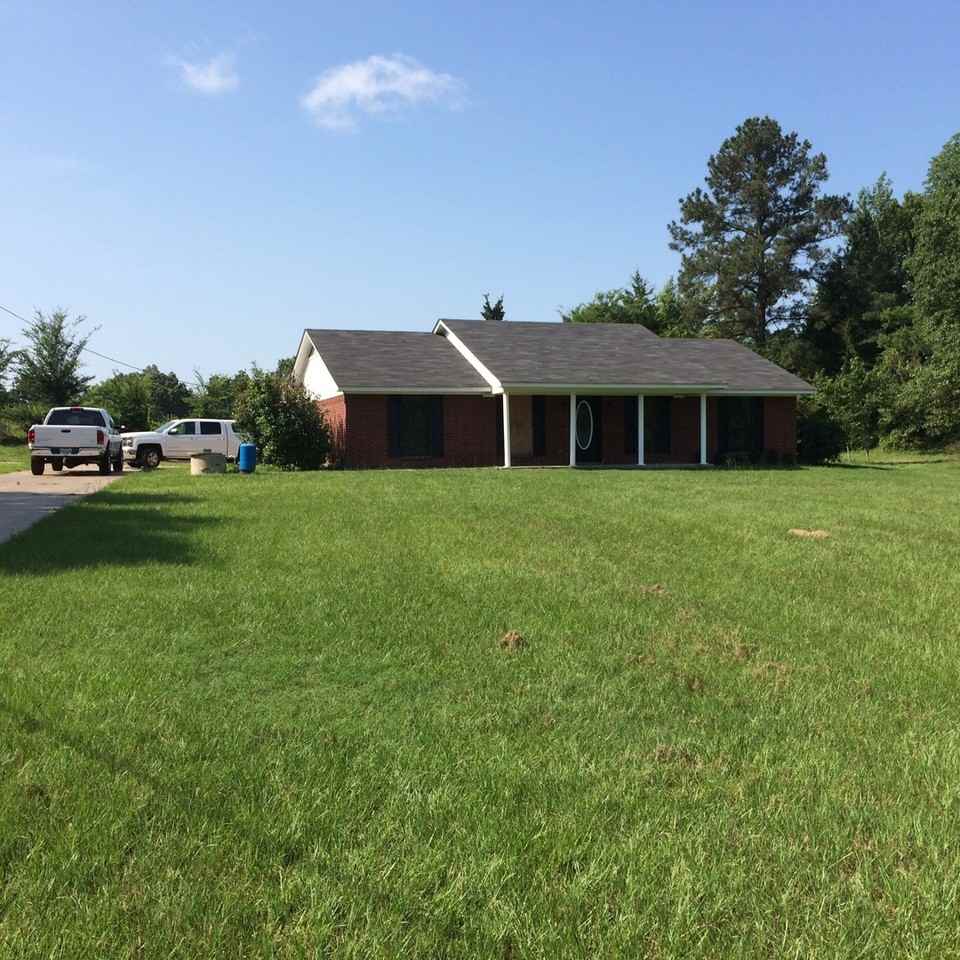 944 Lavender Rd - Photo 2 of 10