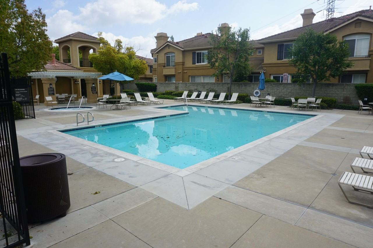 5130 E Henley Pl #E - Photo 2 of 16