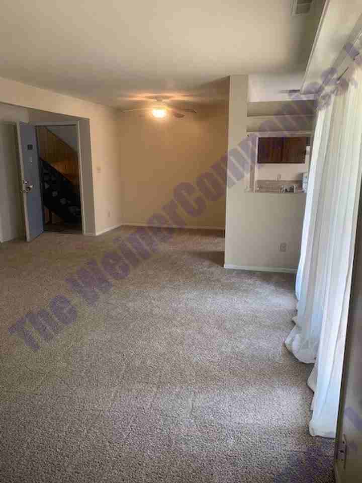 1911 Melrose Dr #B - Photo 7 of 9