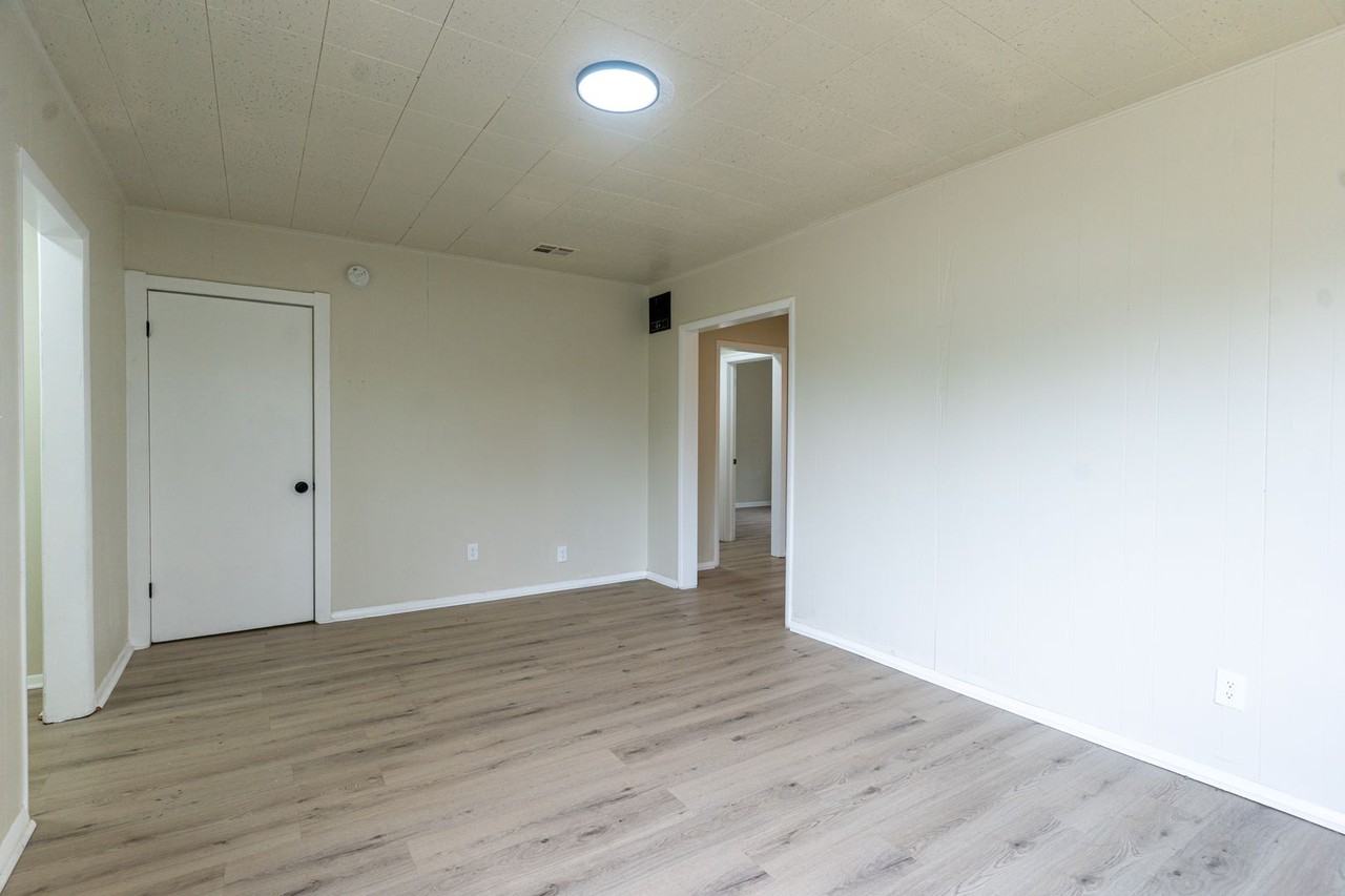 624 Sw 44th St - Photo 6 of 18