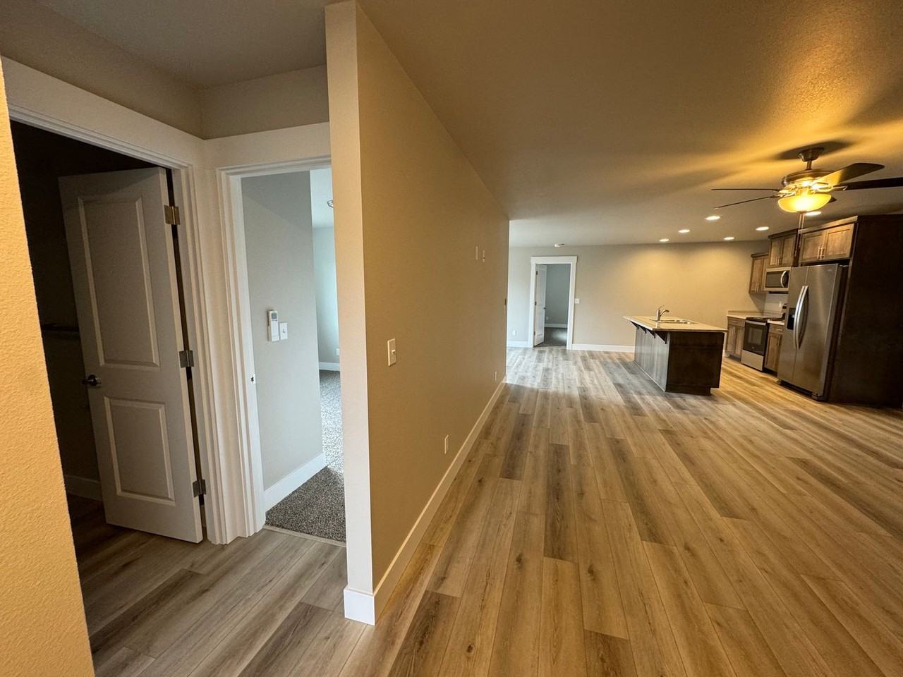 132 Donald Trump Ln - Photo 4 of 23