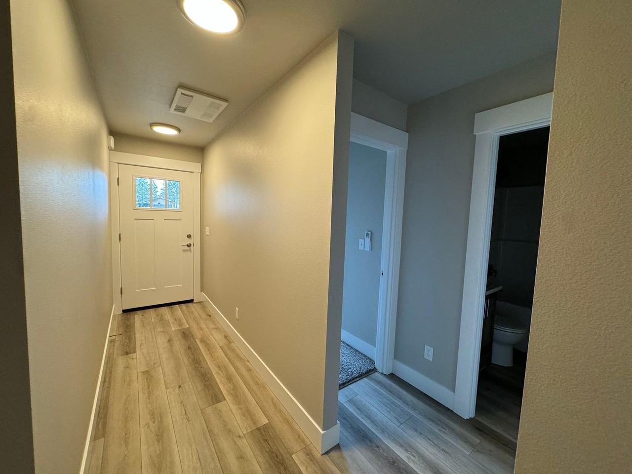 132 Donald Trump Ln - Photo 5 of 23