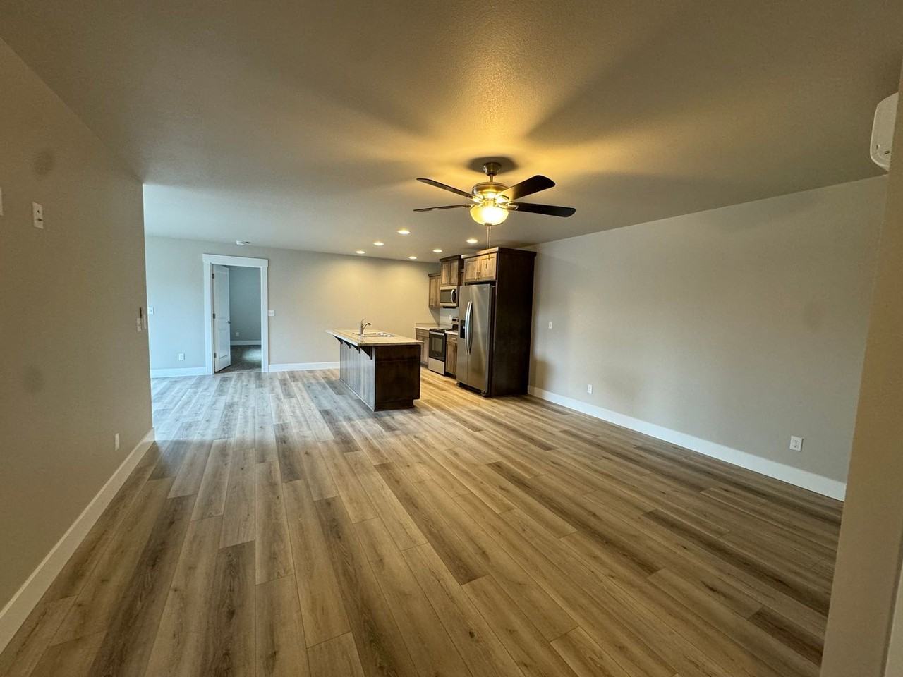 132 Donald Trump Ln - Photo 6 of 23