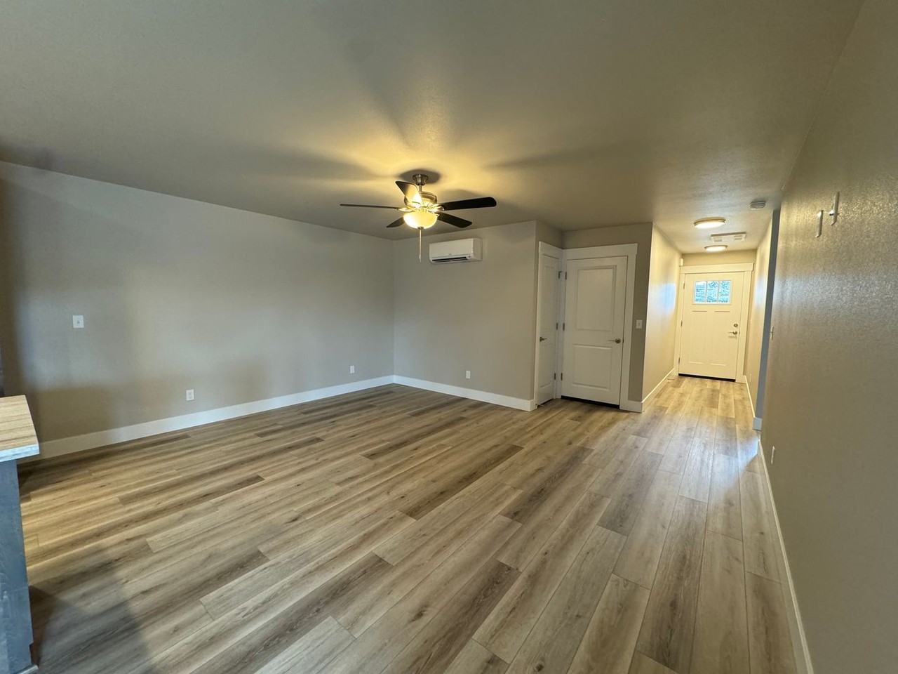 132 Donald Trump Ln - Photo 7 of 23