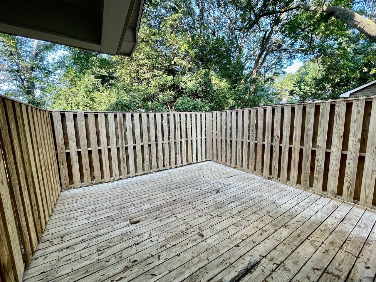 32 Huntsfield Dr #B - Photo 7 of 34