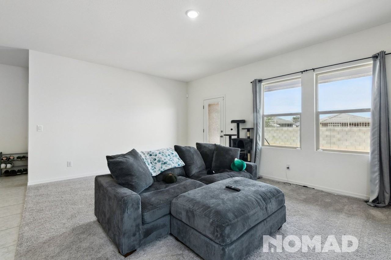 9560 W Illini St - Photo 2 of 26