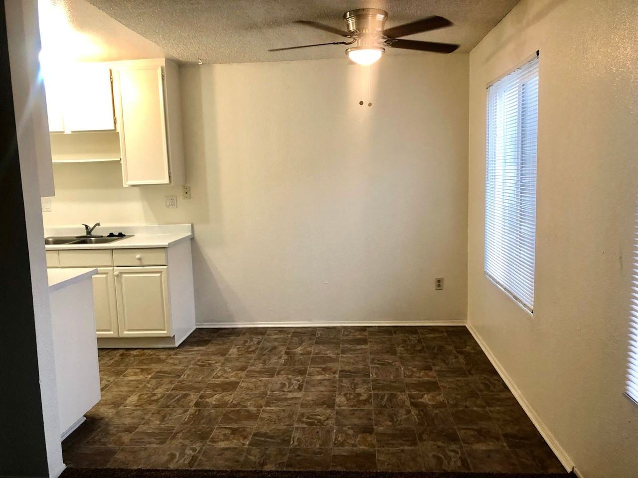 711LaurC - Photo 6 of 19