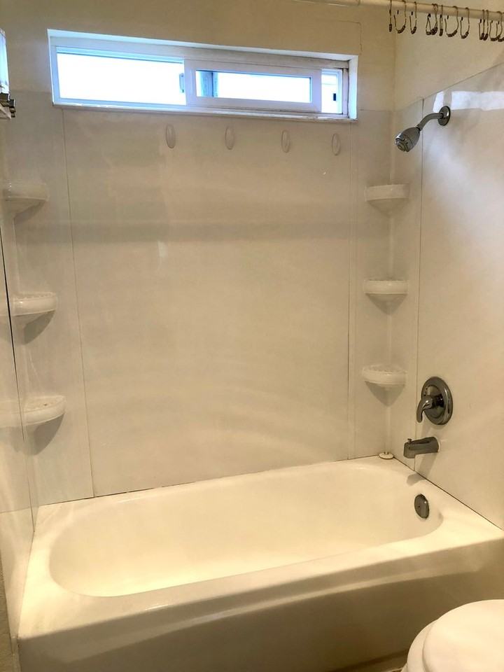 711LaurC - Photo 7 of 19