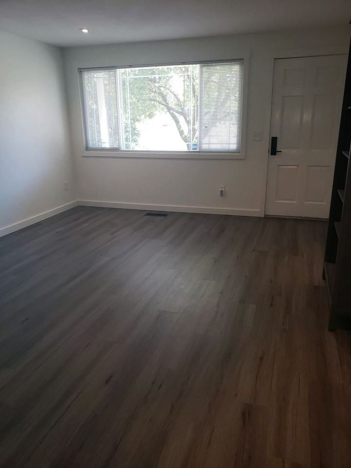 3911 N 29th St - Photo 3 of 16