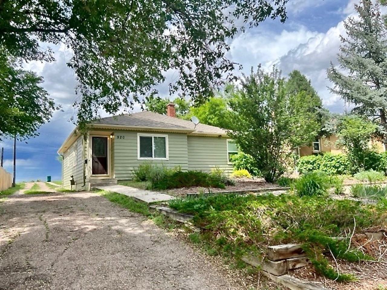 920 E Cucharras St - Photo 2 of 27