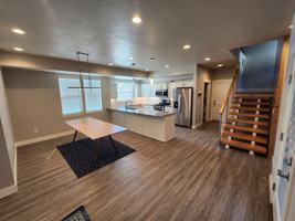 featured image of 2149 Porter Ave