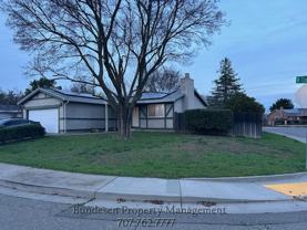 400 W Creekside Cir - Photo 1 of 1