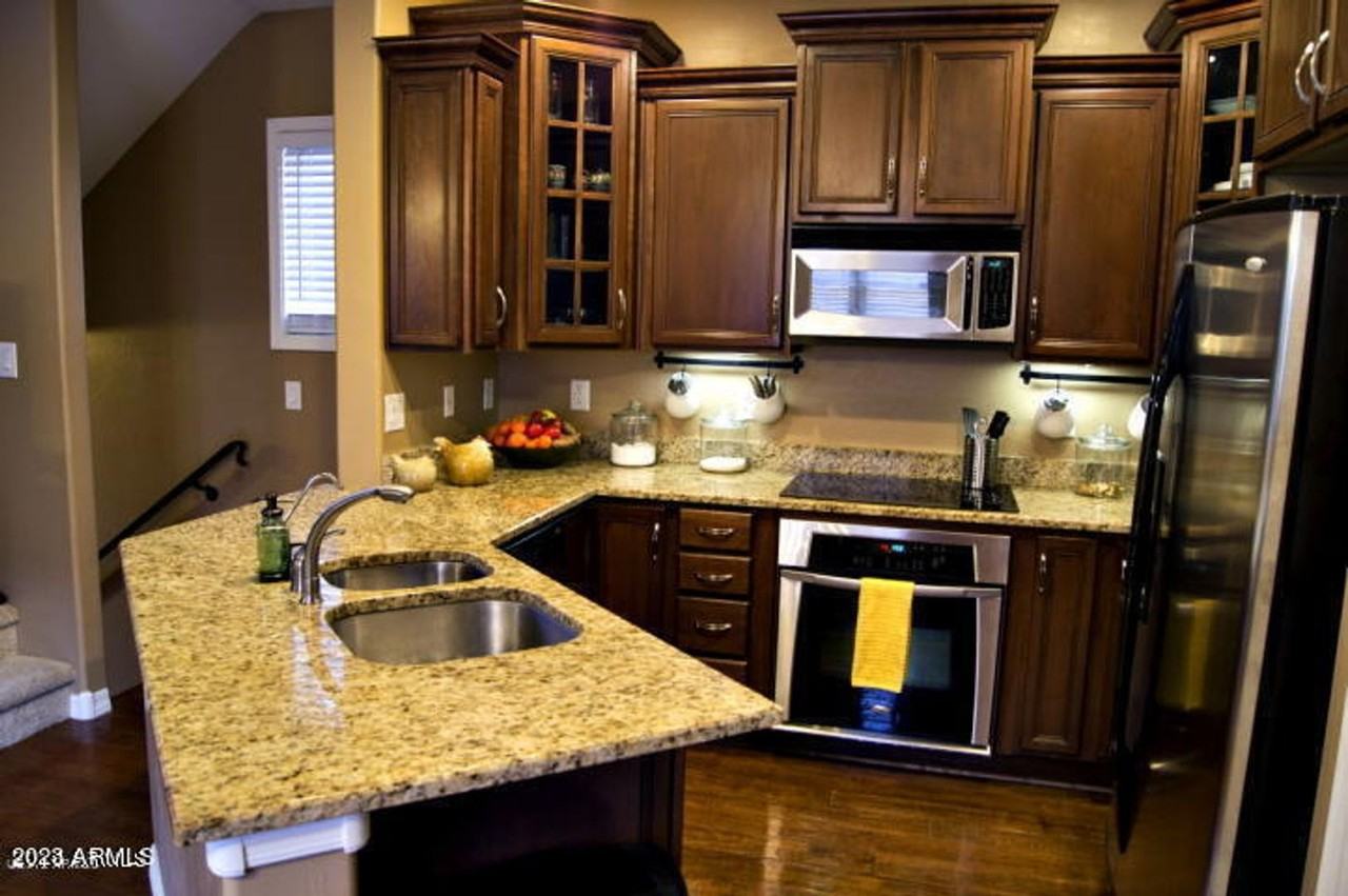 5713 S 21st Pl - Photo 6 of 14