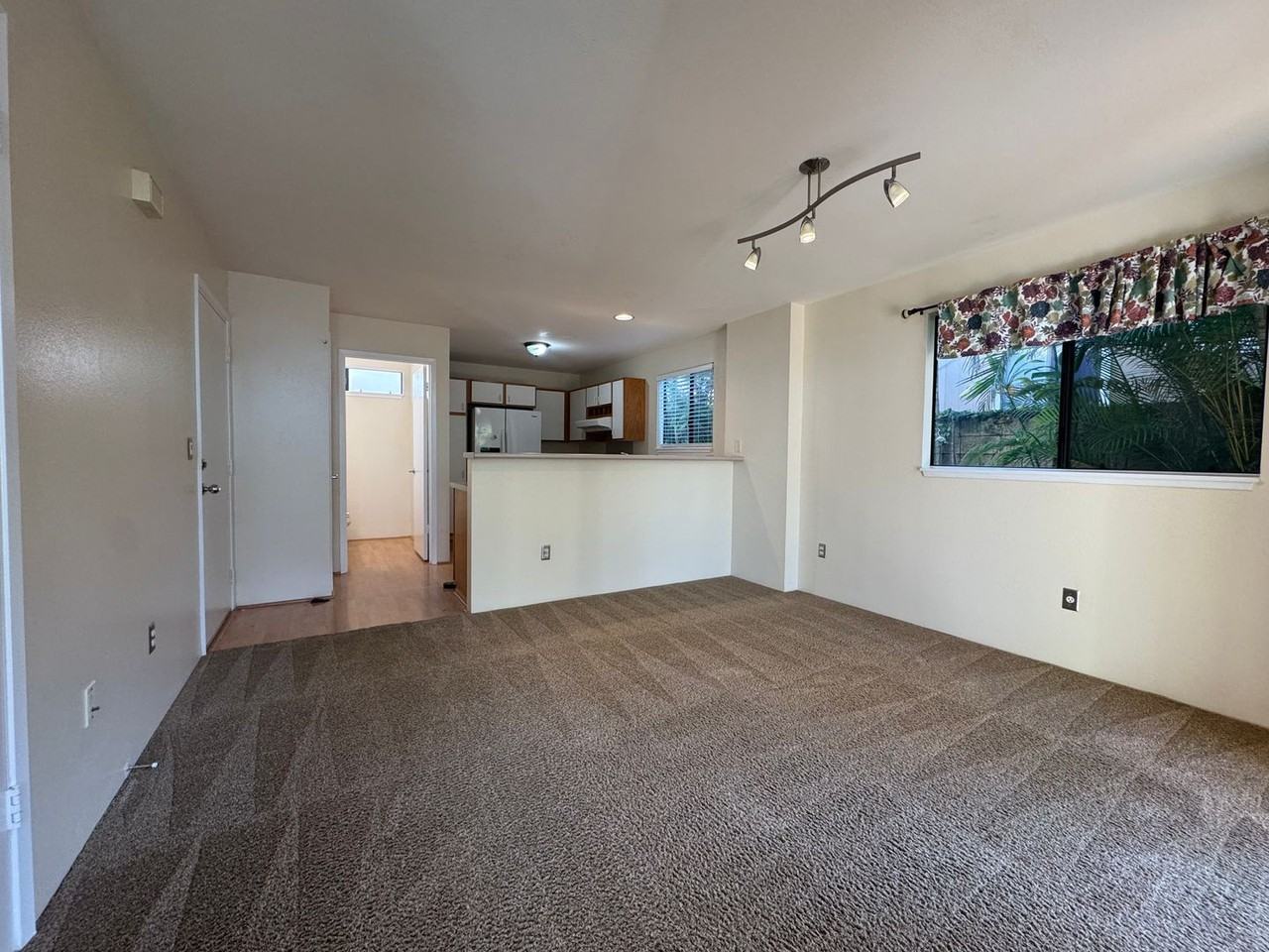 95-230 Puakai Pl - Photo 3 of 5