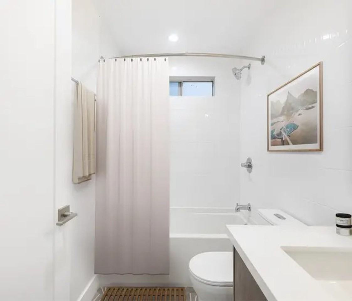 Experience Modern Living: Renovated 1 & 2 Bedroom Homes in Prime Culver City! - Photo 5 of 8