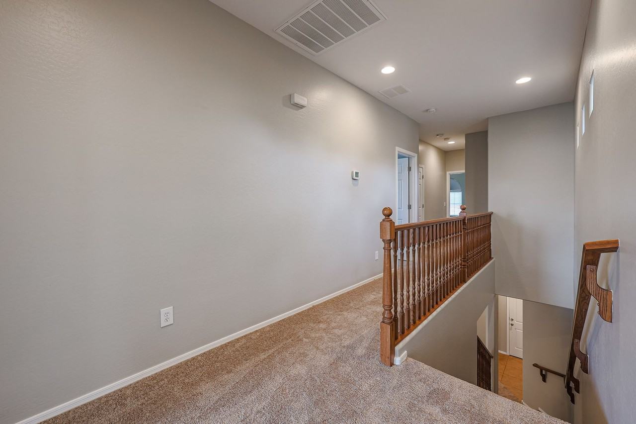 5455 W Molly Ln - Photo 5 of 48