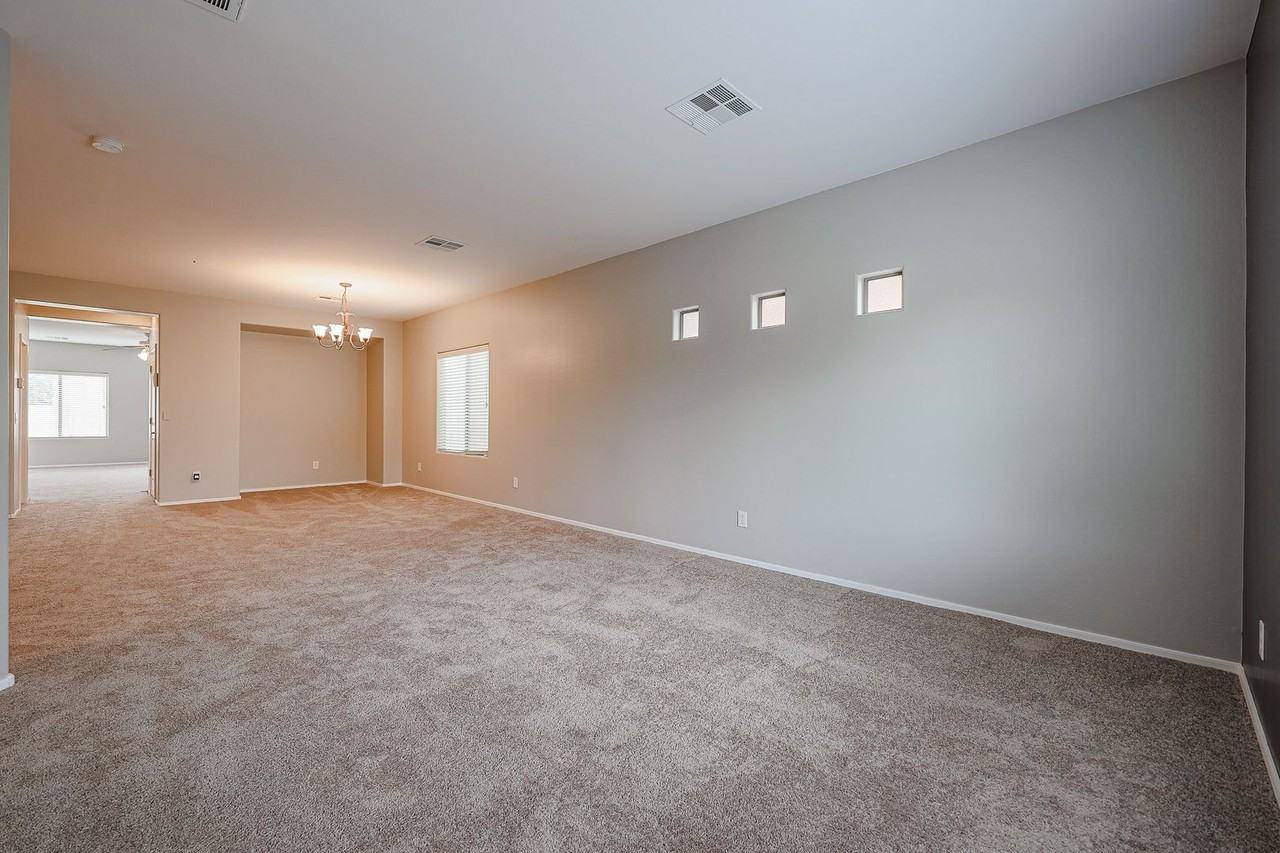 5455 W Molly Ln - Photo 4 of 48
