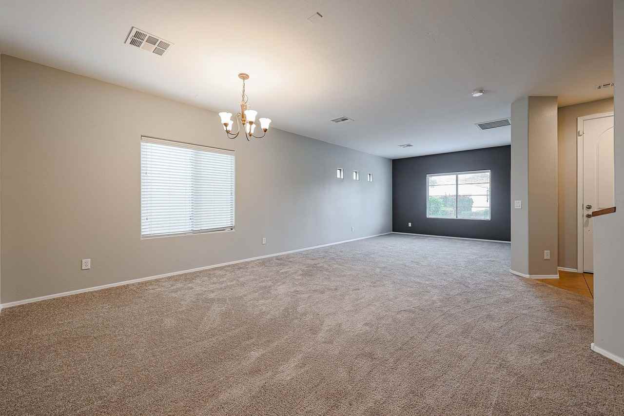 5455 W Molly Ln - Photo 6 of 48