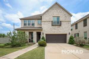 featured image of 4303 Cottonwood Creek Ln