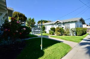 featured image of 125 E Ellis Pl
