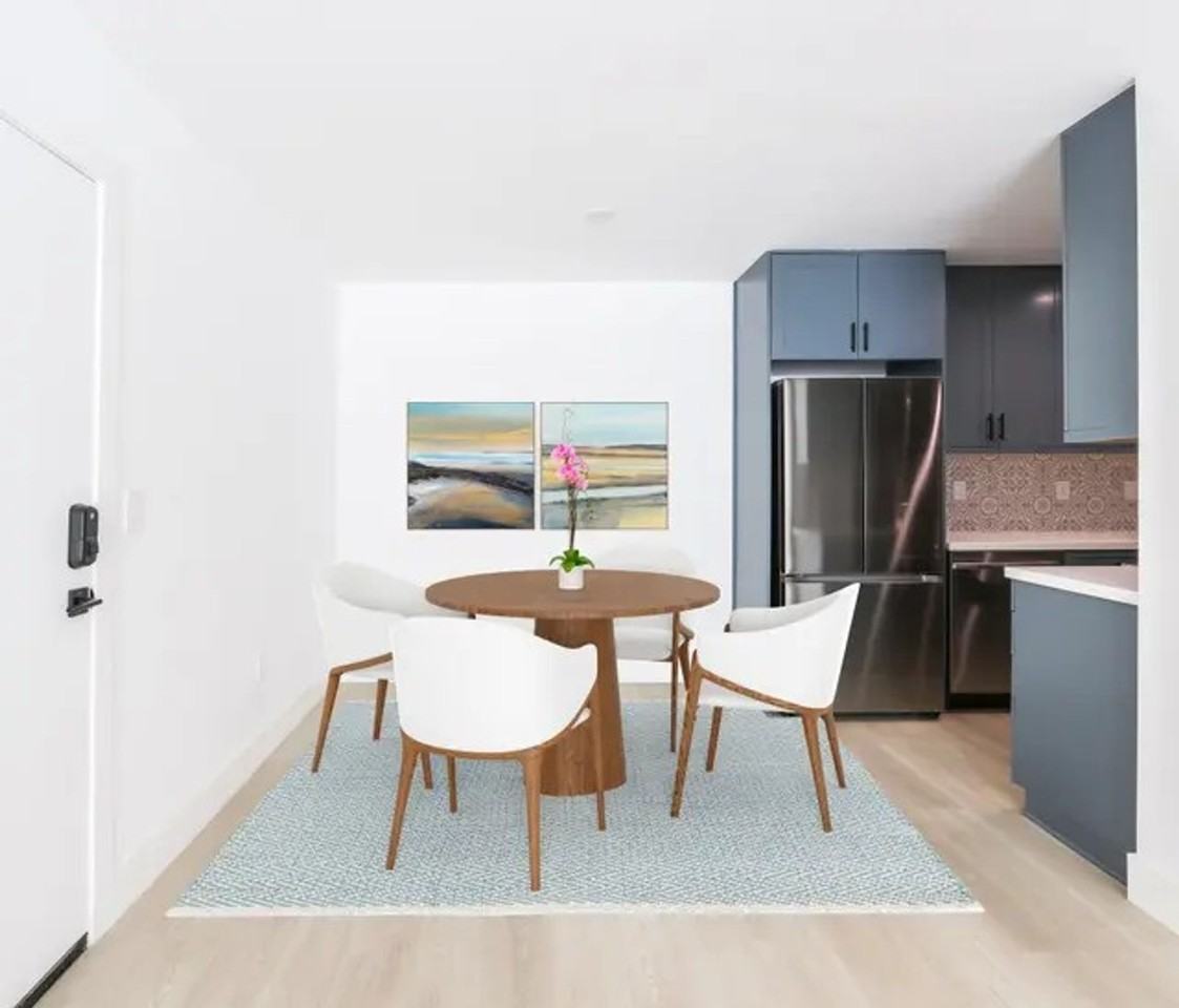 2136 Colby Ave - Photo 3 of 16