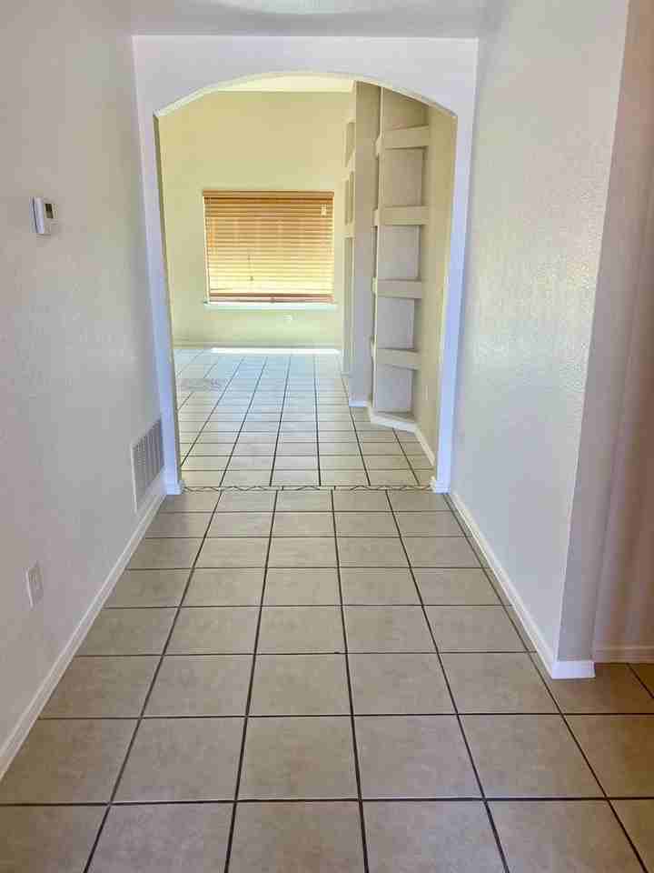 5548 Patagonia Dr - Photo 3 of 23