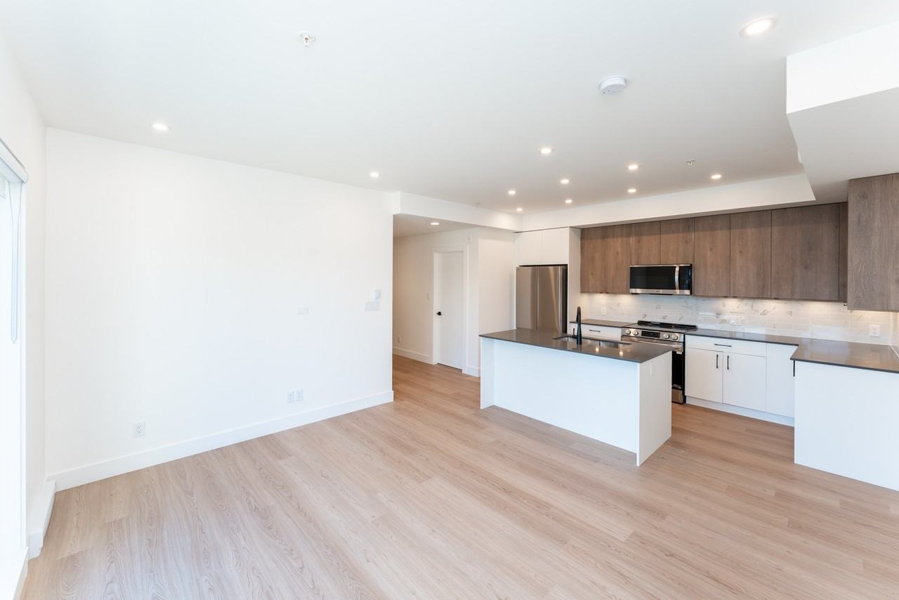 809 Arncote Ave #401 - Photo 3 of 20
