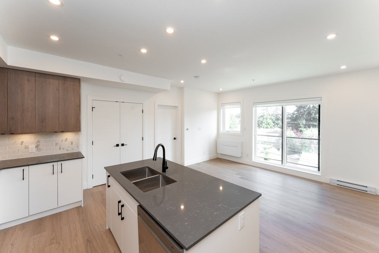 809 Arncote Ave #401 - Photo 4 of 20