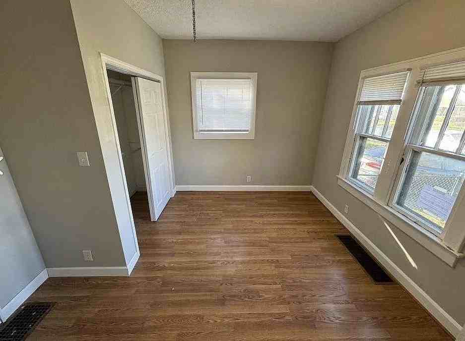 2331 Spann Avenue - Photo 6 of 16