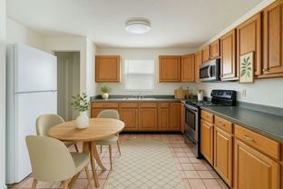 712 East Floribraska Avenue, Unit D - Photo 1 of 1