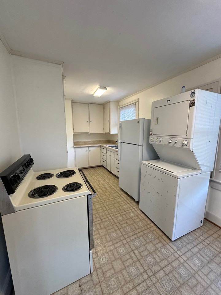 Virginia Avenue - 303 - Photo 3 of 19