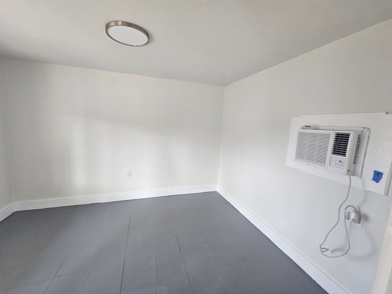 2322 Two Notch Road - Photo 4 of 28