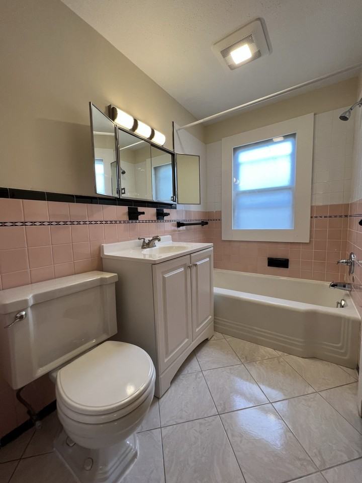 70 Lyman Street - Photo 4 of 11