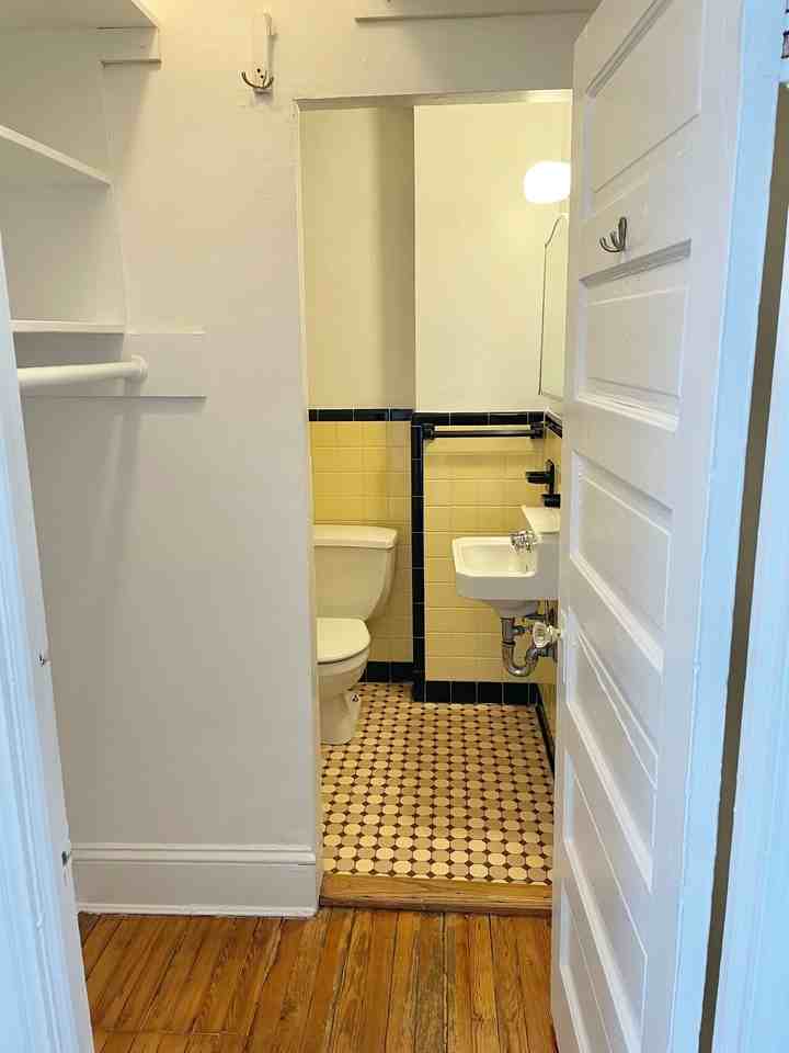 President Adams - Photo 4 of 12