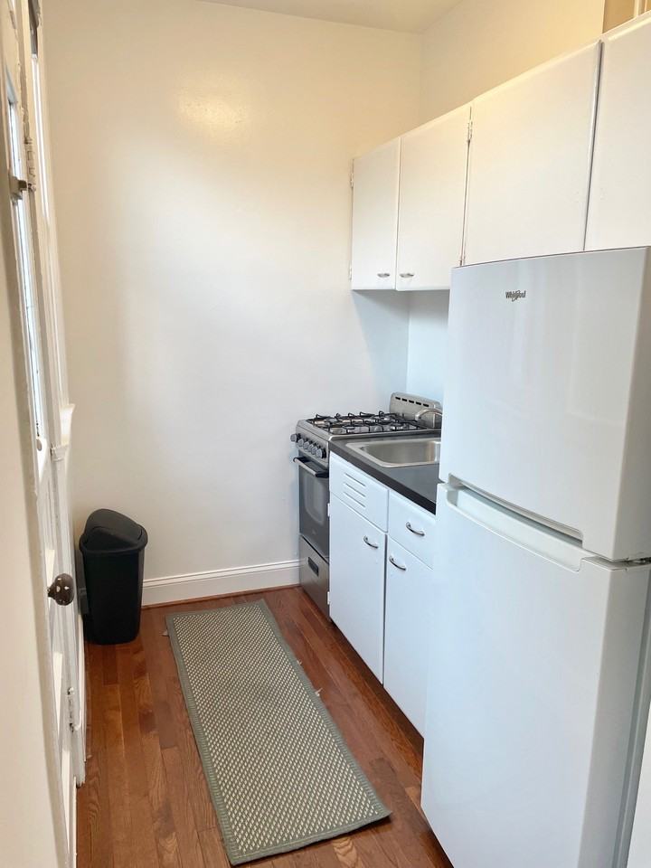 President Adams - Photo 7 of 12